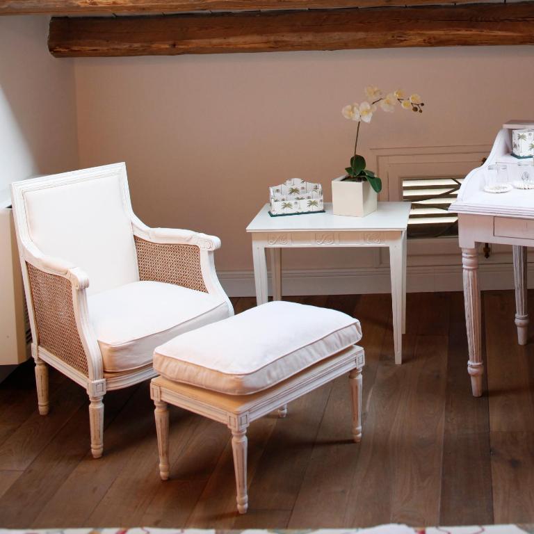 ראבנה M Club De Luxe B&B חדר תמונה